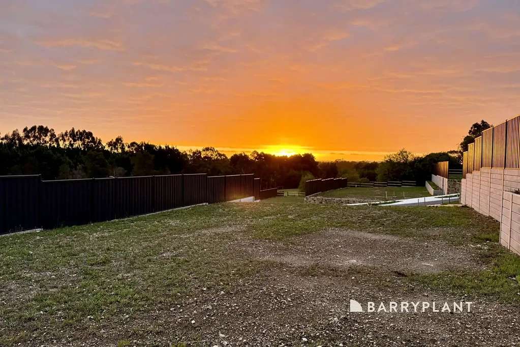 Ferntree Gully Level Block, Stunning Views, Ready To Build!