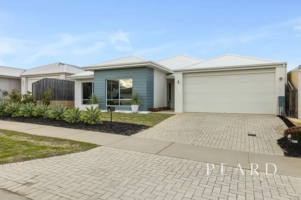 14 Spiral Flag Road, Yanchep, WA 6035