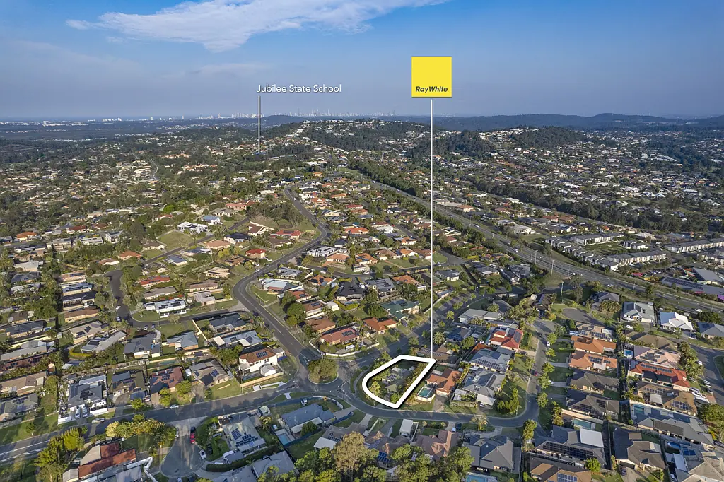 2 Duice Court, Oxenford, QLD 4210
