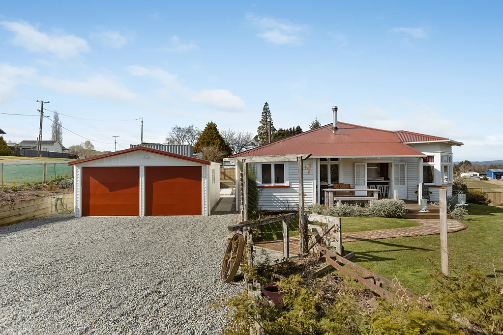8 Garden Street, Lumsden, Southland