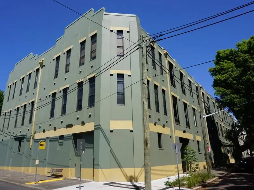 Huge one bedroom apartment!