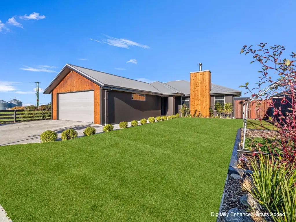 Methven 4 Bedroom Standout on Arrowsmith Drive!