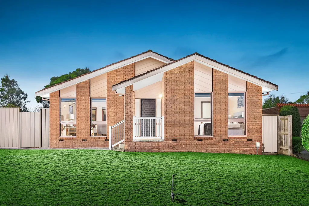 6 Dickerson Avenue, Mill Park, VIC 3082