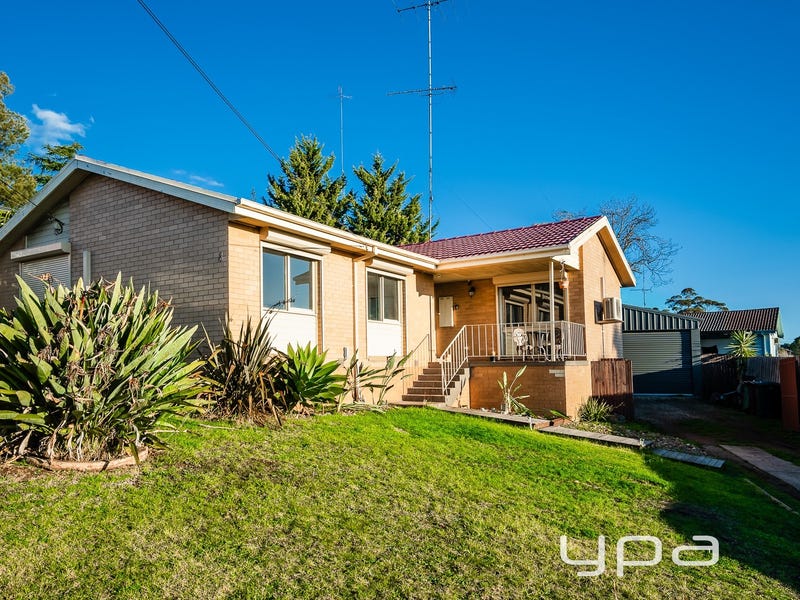 8 KATUNGA CR, BROADMEADOWS VIC 3047, 0 chambres, 0 salles de bain, House