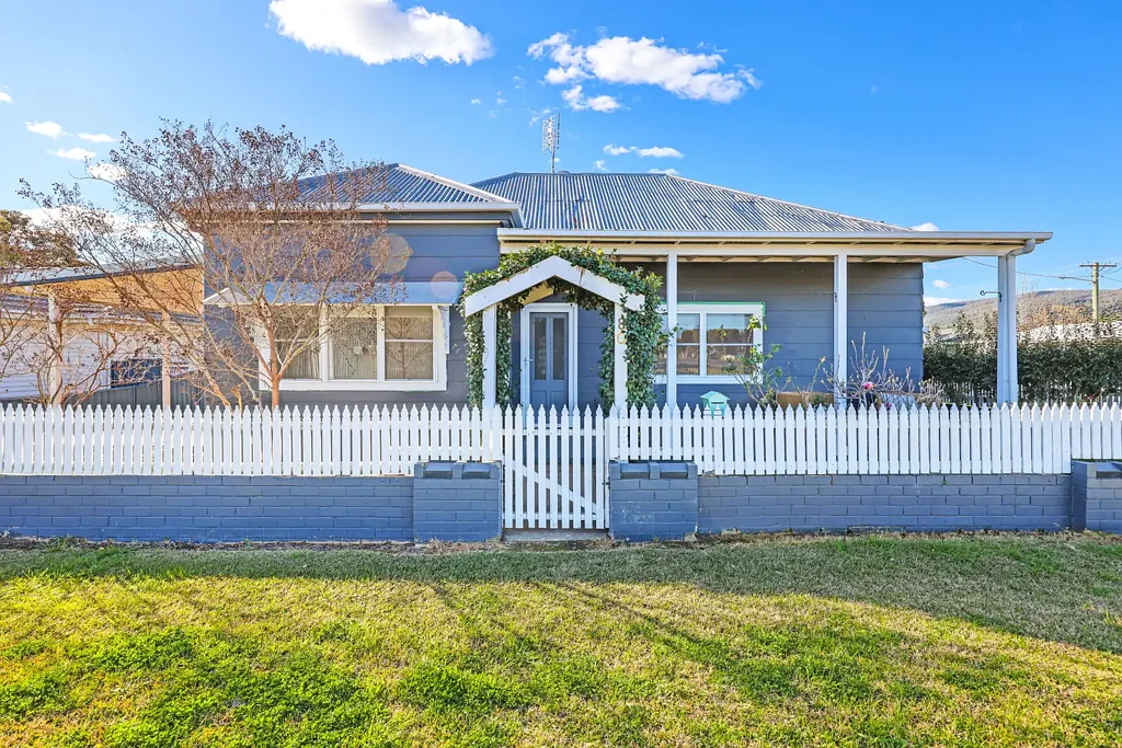Renovated Cottage in Central Location