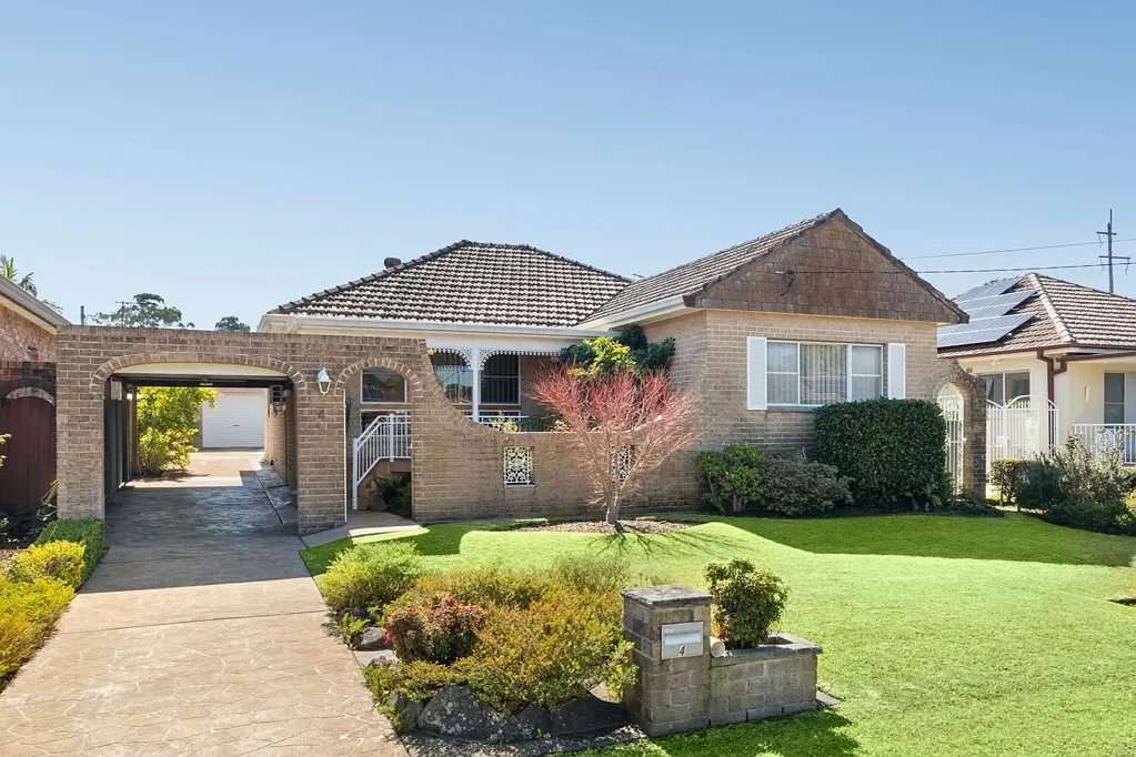 4 Atkinson Avenue, Padstow, NSW 2211