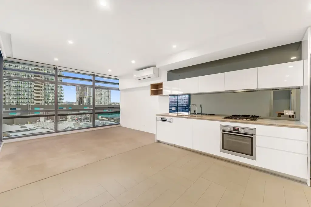 Stylish & Modern Well-Located Apartment