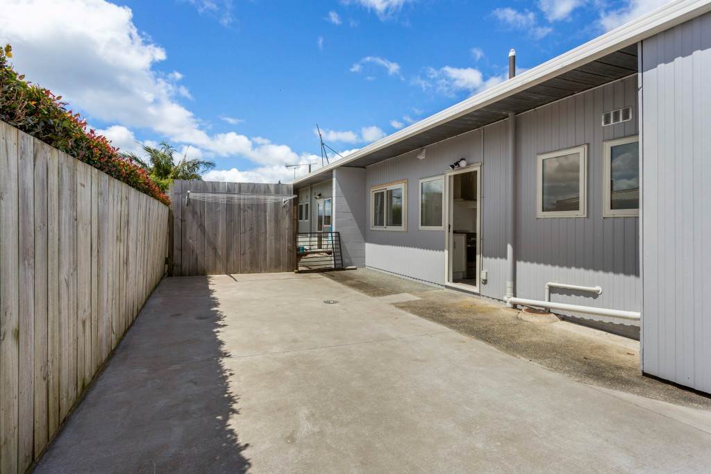 1/143 Birkdale Road, Birkdale, Auckland - North Shore, 2房, 1浴