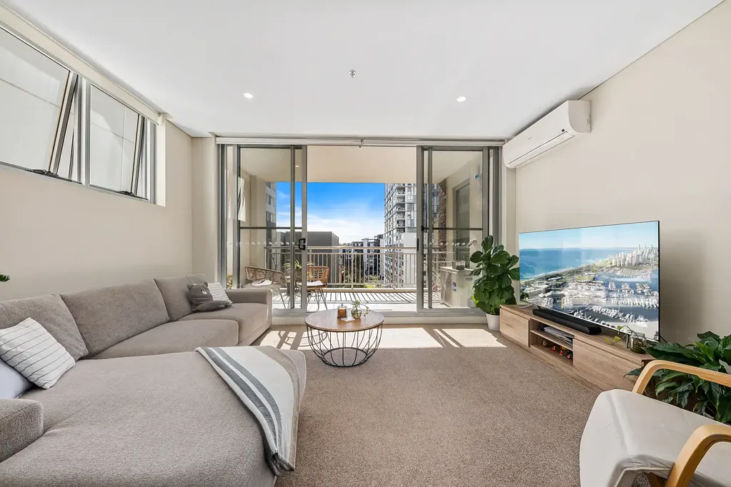 Carlingford 2 Bedroom Contemporary living