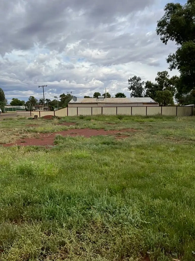 Laverton Own a piece of the great outback in the history famous gold town of Laverton!