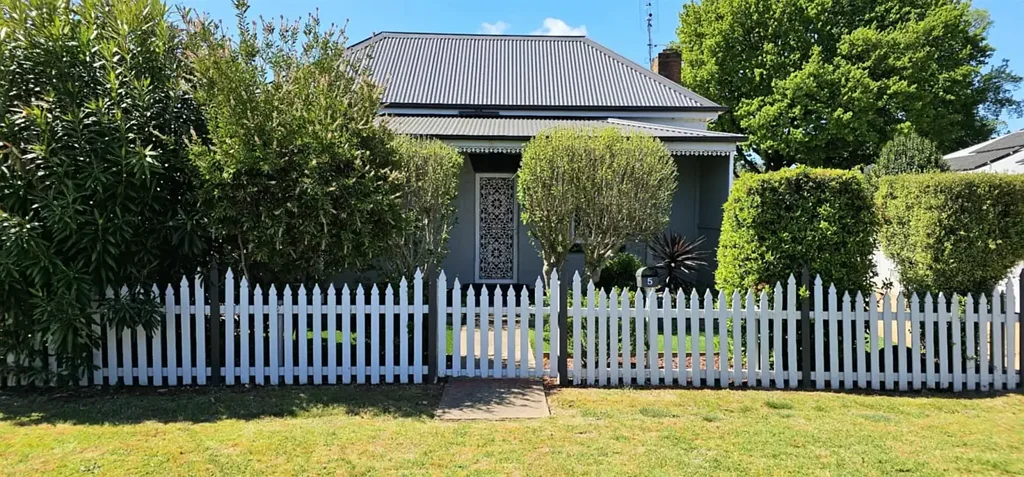5 ODonnell Street, Cootamundra, NSW 2590