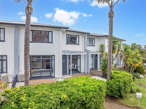 97/2 Armoy Drive, East Tamaki, Manukau City, Auckland
