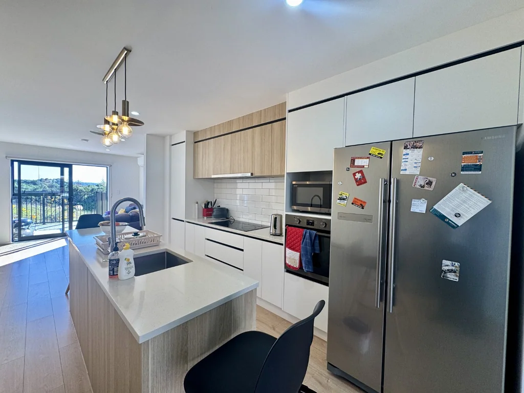3 Bedroom 3 Bathroom in Hobsonville