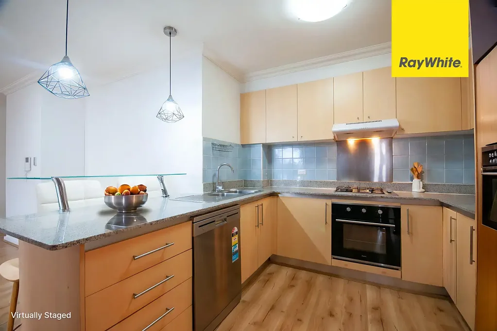 MODERN & WELL-MAINTAINED APARTMENT WITH COMFORT & CONVENIENCE