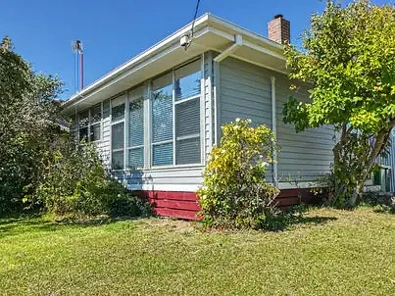 Corryong 3房  Move-In Ready Living with Spectacular Mt Mittamatite Views