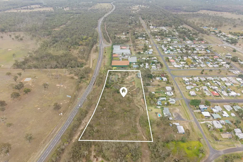 Torbanlea 2બેડરૂમ 3.24ha (8 acres) of Low Density Residential potential in a peaceful Torbanlea pocket