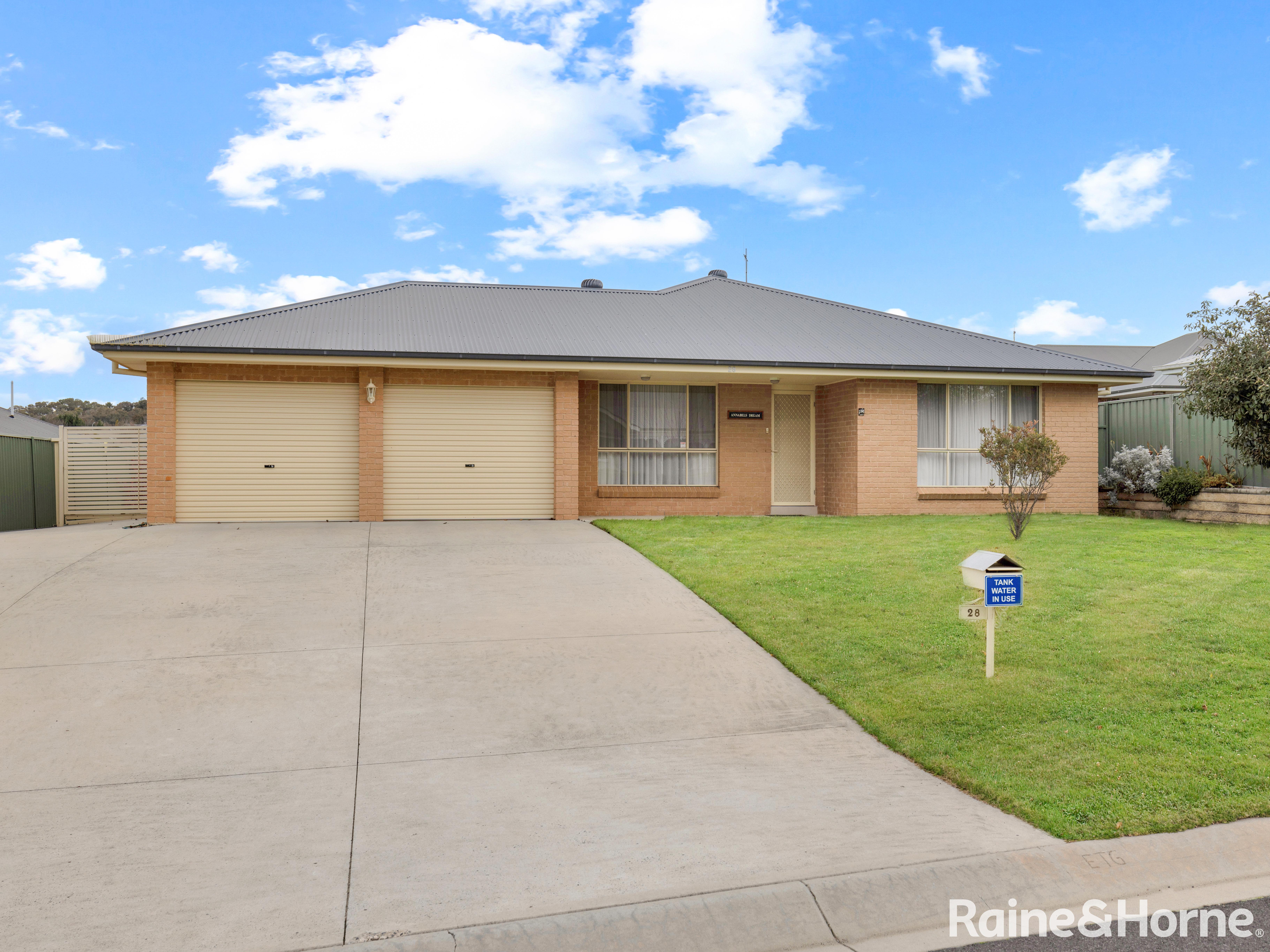 28 PHILLIP ST, LLANARTH NSW 2795, 0 Schlafzimmer, 0 Badezimmer, House