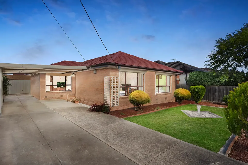 16 Surman Court, Sunshine North, VIC 3020
