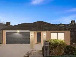 39 Renaissance Boulevard, Mernda