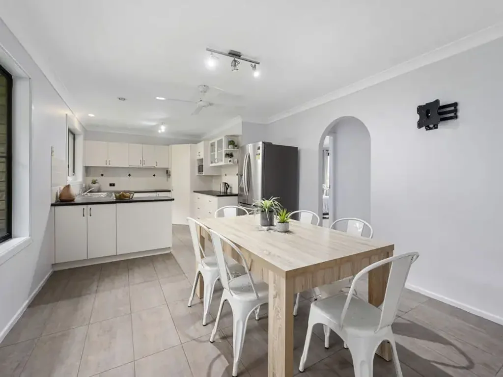 THREE BEDROOM HOME IN A QUITE CUL-DE-SAC