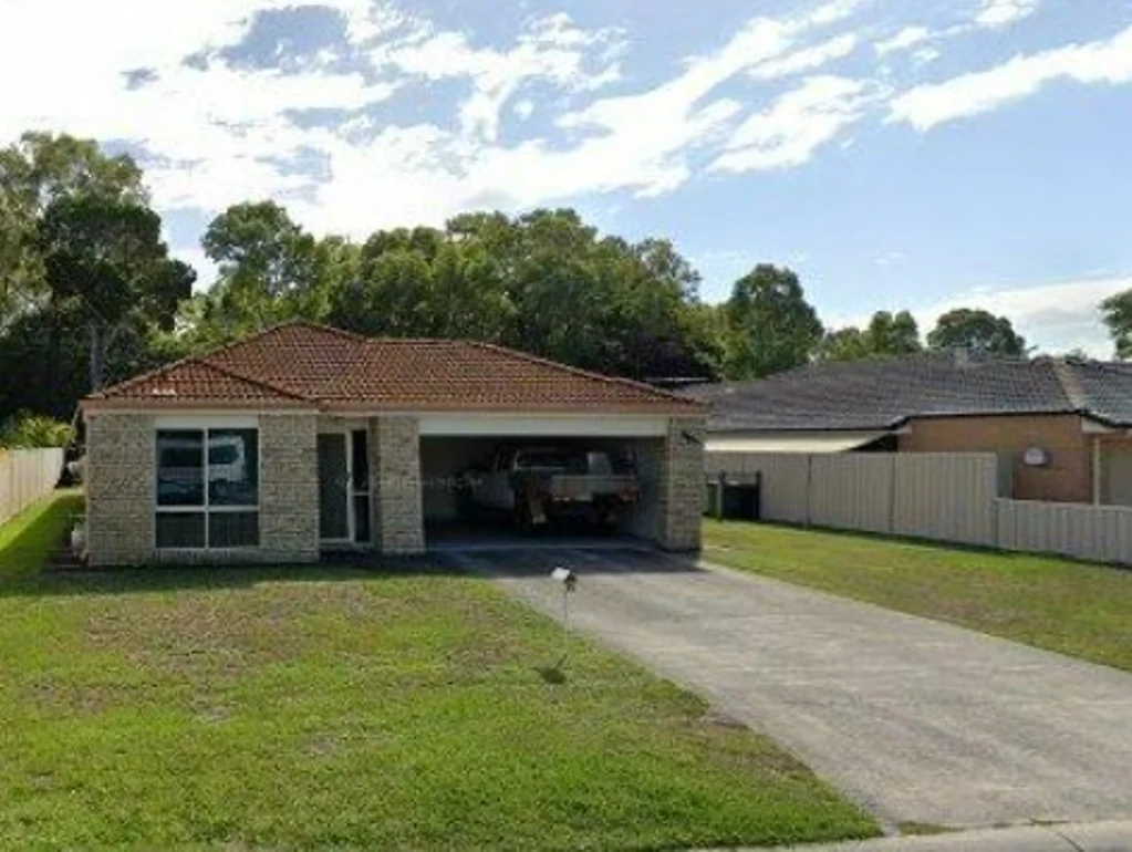 10 Saint Smith Road, Beachmere, QLD 4510