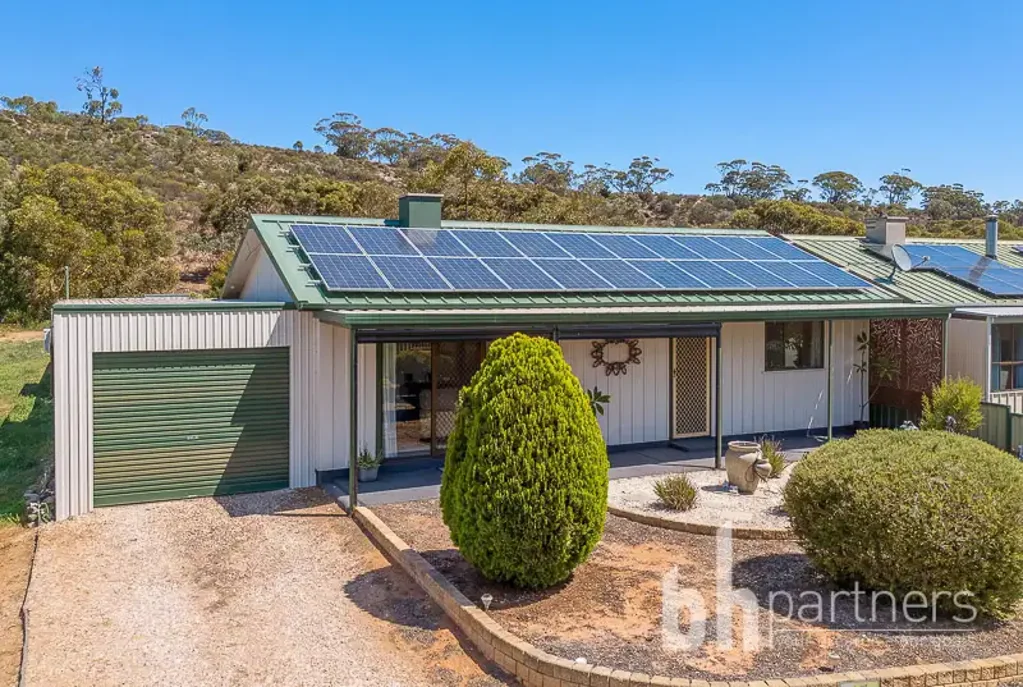 Younghusband 3બેડરૂમ Lovely 3 bed Home in a Peaceful Location by the River!