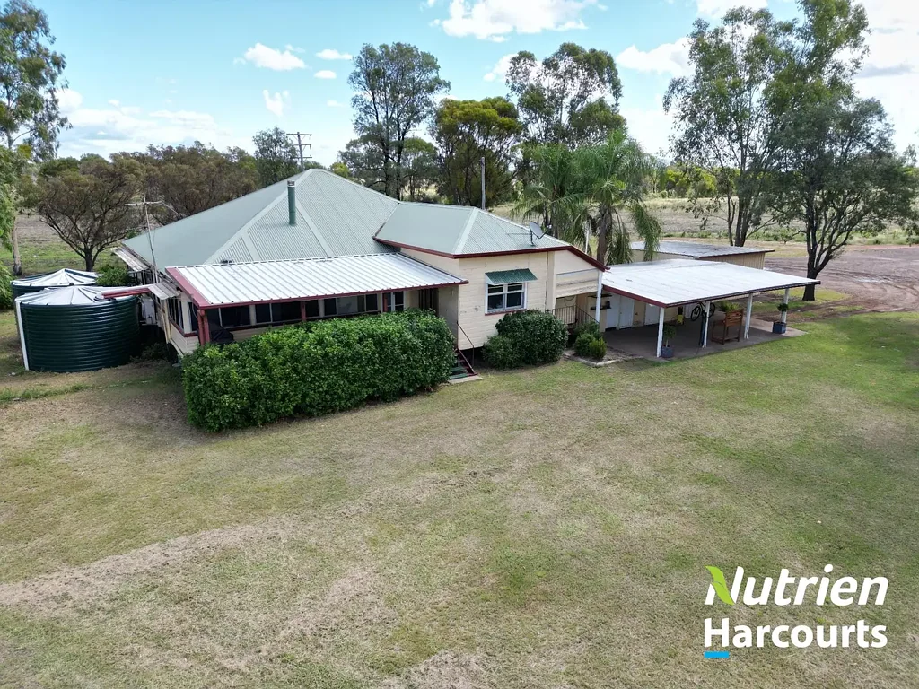27 Kerrs Road, Warra, QLD 4411
