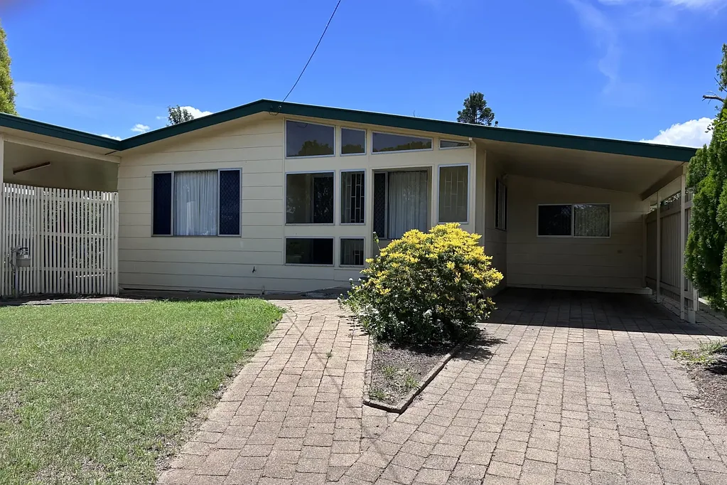 13 Moy Street, Dalby, QLD 4405