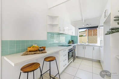 2/11 Beitz Avenue, Labrador, QLD 4215, 3房, 1浴, Apartment