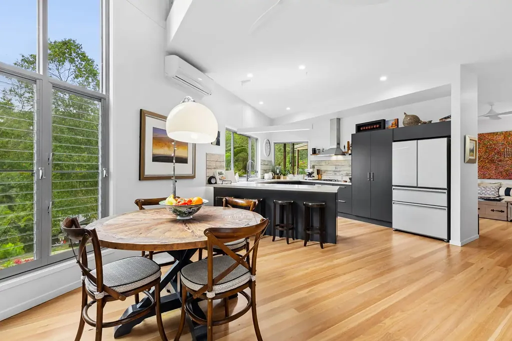 Buderim 3Phòng ngủ Sophisticated, Spacious & Private Buderim Living