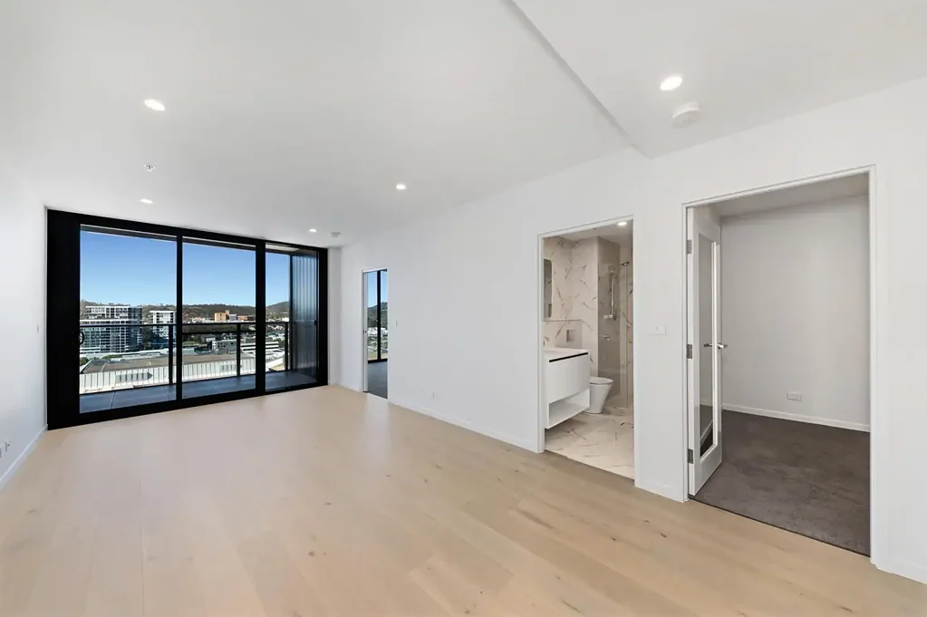 Brand New Living At �The Shard� - Modern Style And Ultimate