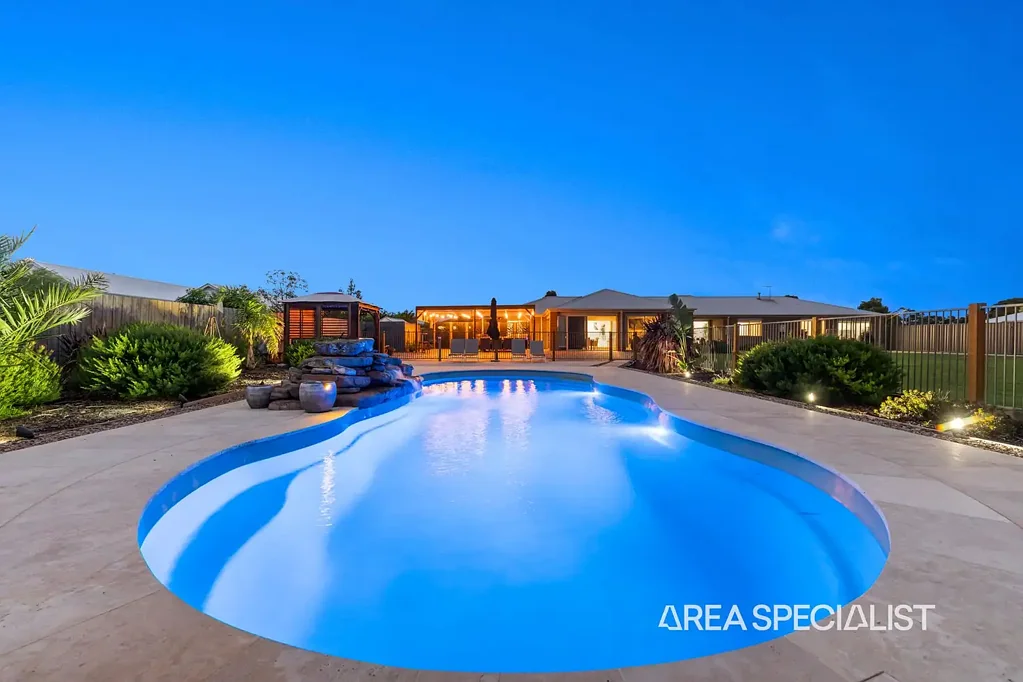 Lang Lang 6 Slaapkamer The Brief: The Ultimate Family Lifestyle Estate on 4,001sqm of Pure Luxury