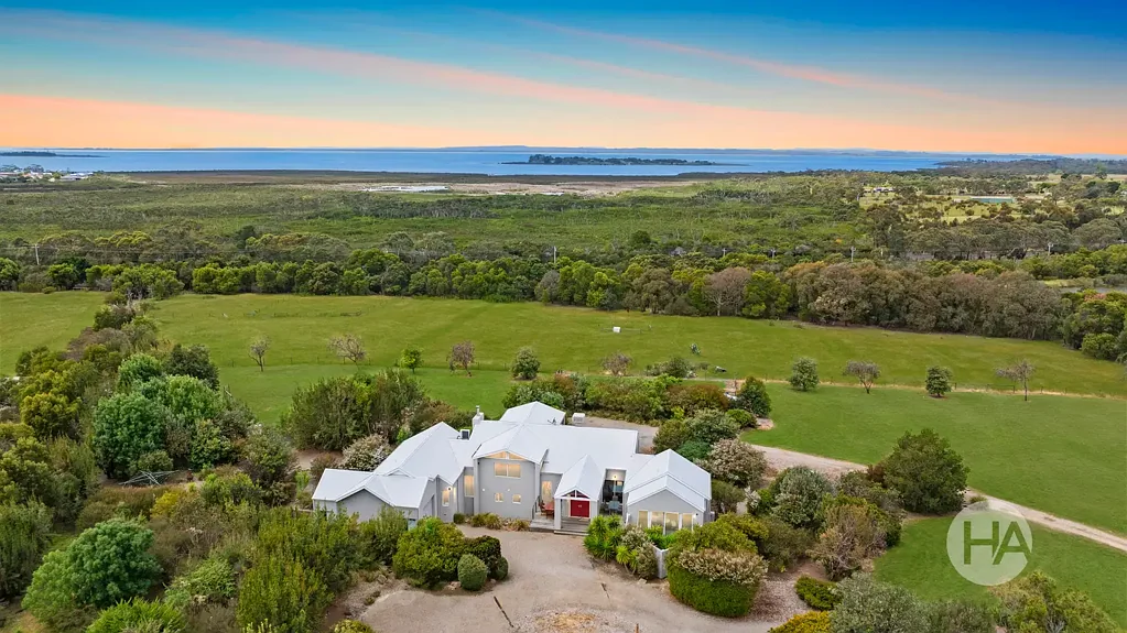 Bittern 5ਬੈੱਡਰੂਮ Peace, Privacy & Outstanding Bay Views