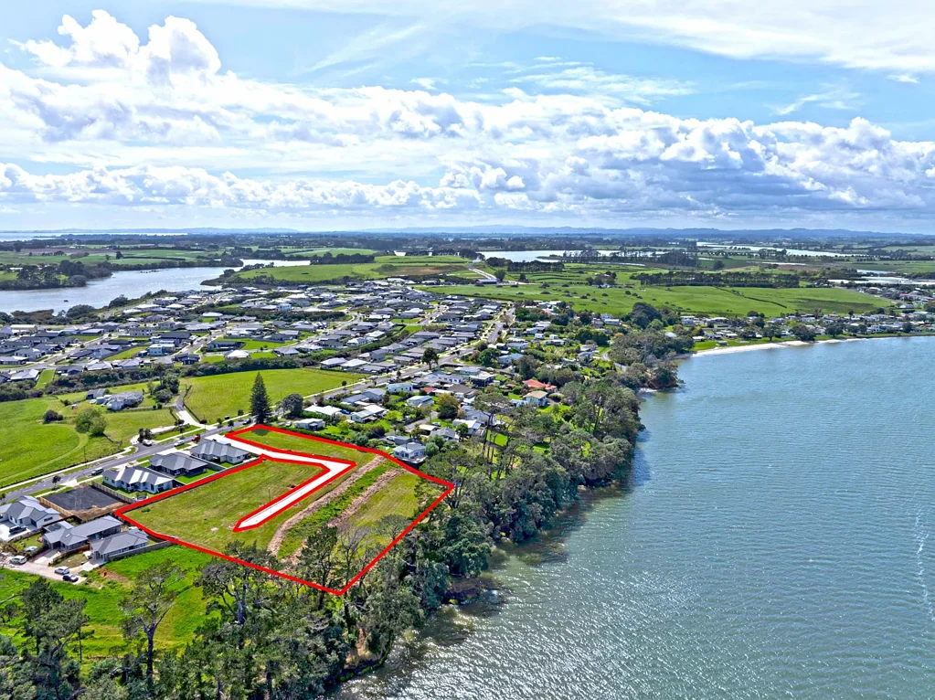 Glenbrook  WATERFRONT RELEASE – SEA VIEWS, TITLES ISSUED