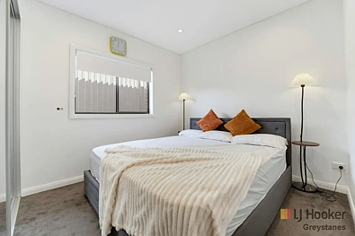 79A Orange Street, Greystanes, NSW 2145, 3房, 2浴, Apartment