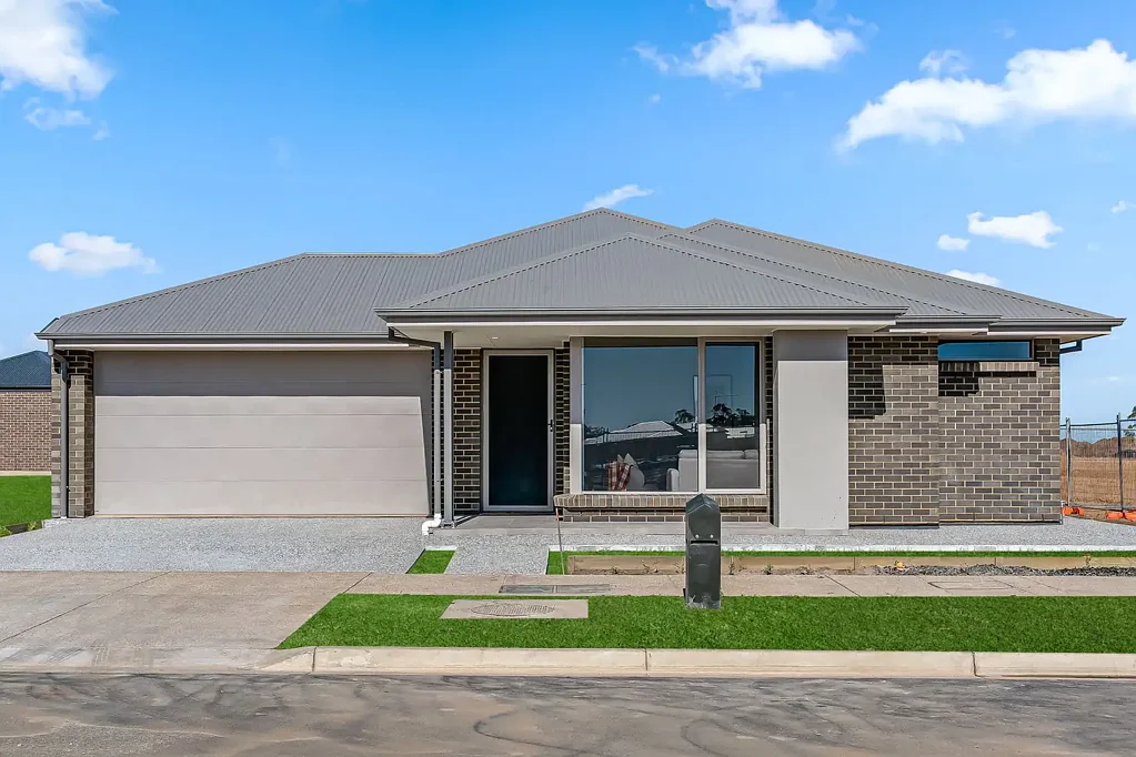 Riverlea Park 4 Bedroom Your Northside Life Begins with this Brand New Lowset!