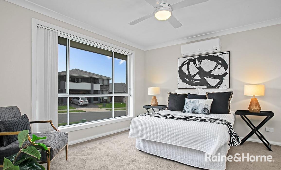 31 CLEMENT RD, EDMONDSON PARK NSW 2174, 0 chambres, 0 salles de bain, House