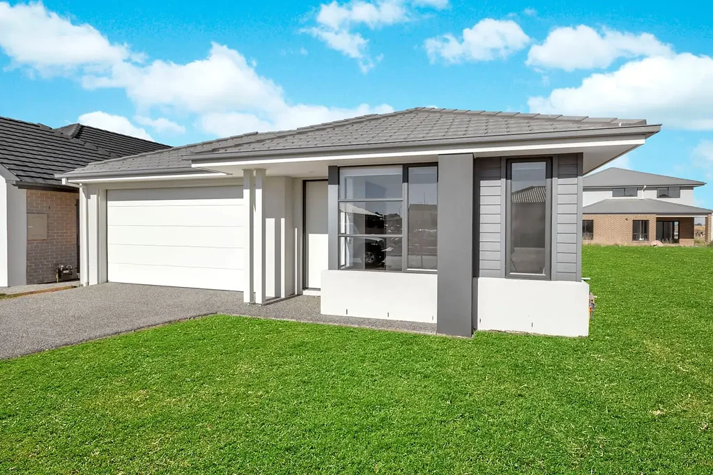 Modern Comfort Meets Lifestyle Convenience at 44 Thicket Loop, Clyde North