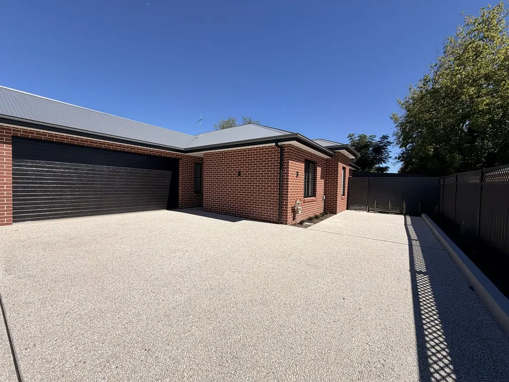 Stylish and Modern New Build