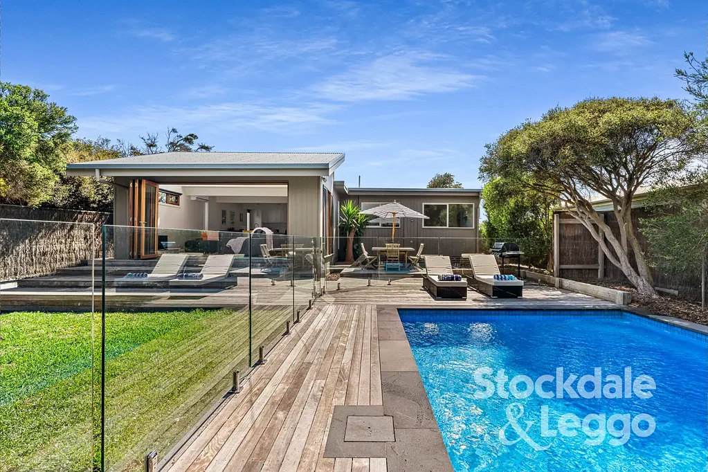 Family Home with Pool Maintenance Included