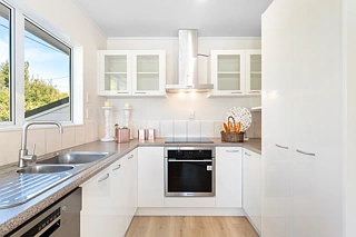 163A Chivalry Road, Glenfield, Glenfield, North Shore City