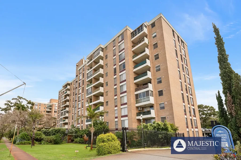 Glendalough 2房  Affordable Entry Point - City Views - Renovate & Reap the Rewards