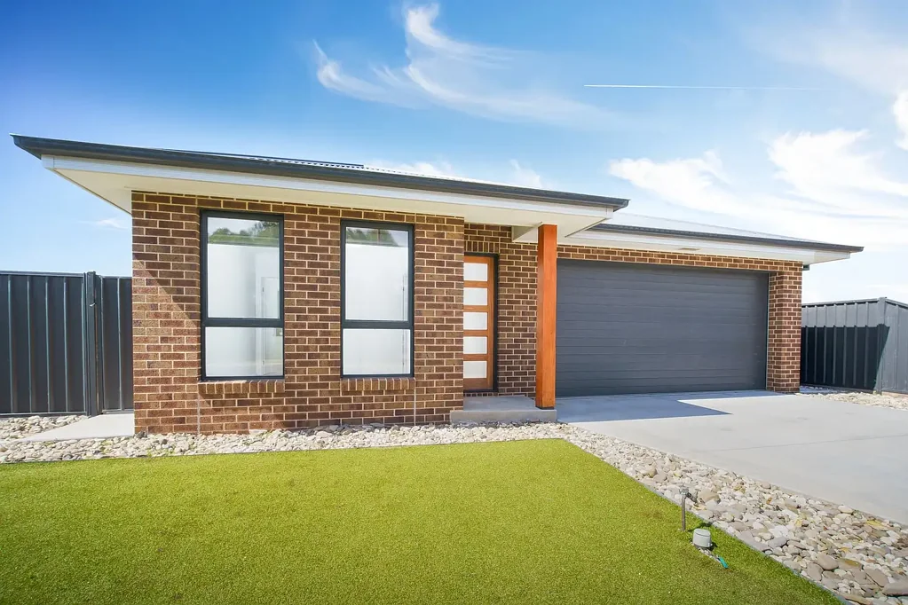 35 Mclean Drive, Horsham, VIC 3400