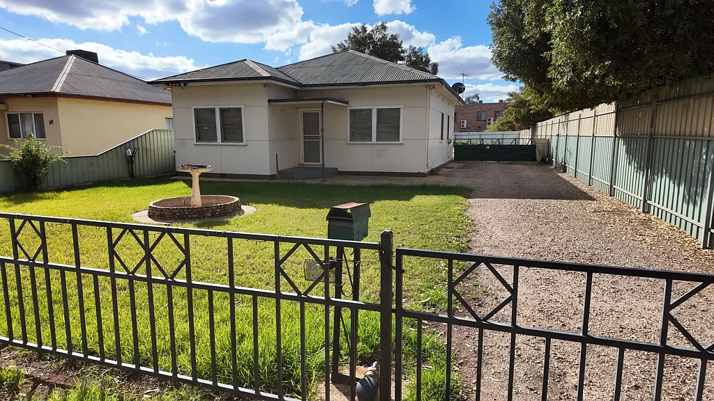 51 Canal Street, Griffith, NSW 2680
