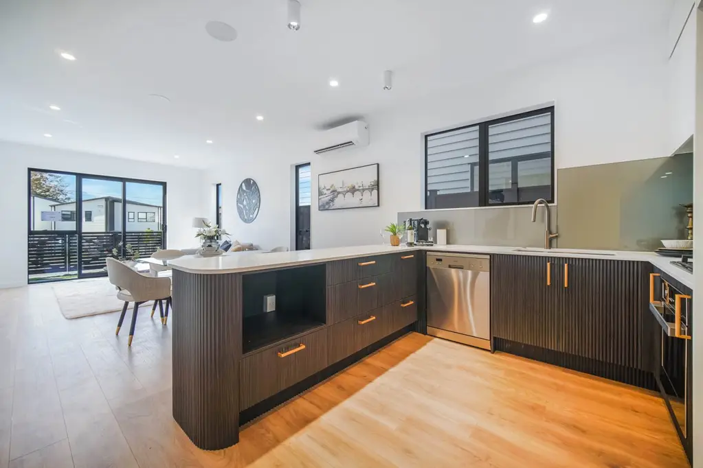 Karaka 5房  Auranga Karaka’s Finest Brand-New Family Residence