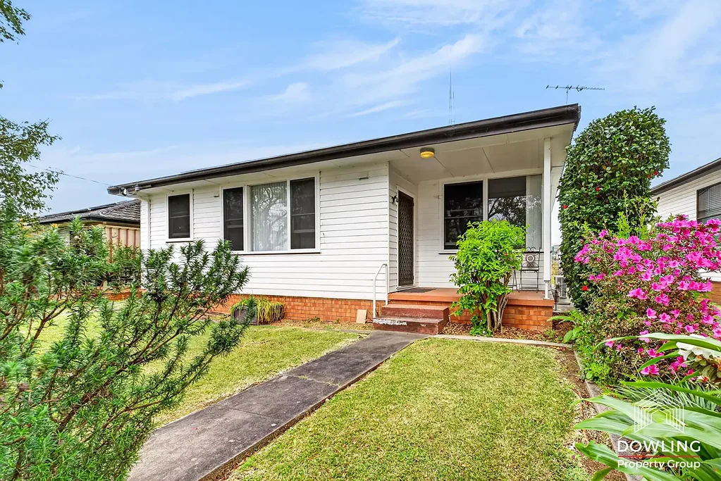 Shortland 3Habitaciones First Time Offered – A Home Built to Last