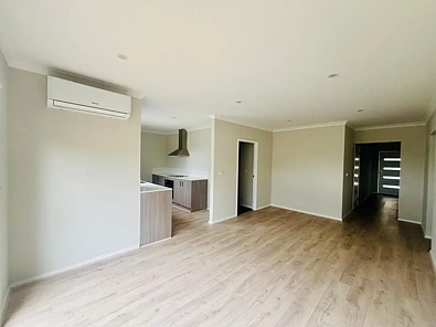 32 Lepperton Street, Werribee, VIC 3030, 3 slaapkamers, 2 badkamers, House