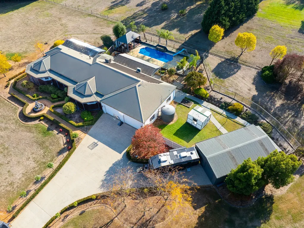 10 Jeffrey Drive, Yarrambat, VIC 3091