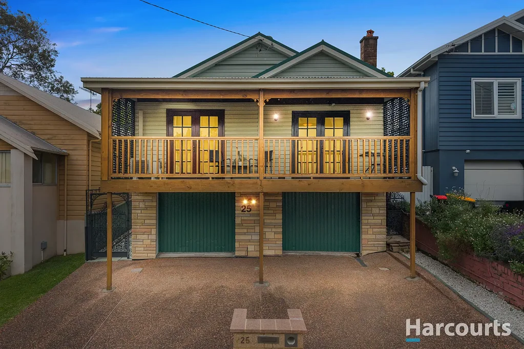 Mayfield 3ห้องนอน Soak up the sun and suburb views
