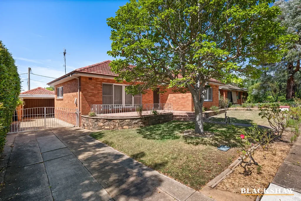 Single level family home in the heart of the inner south